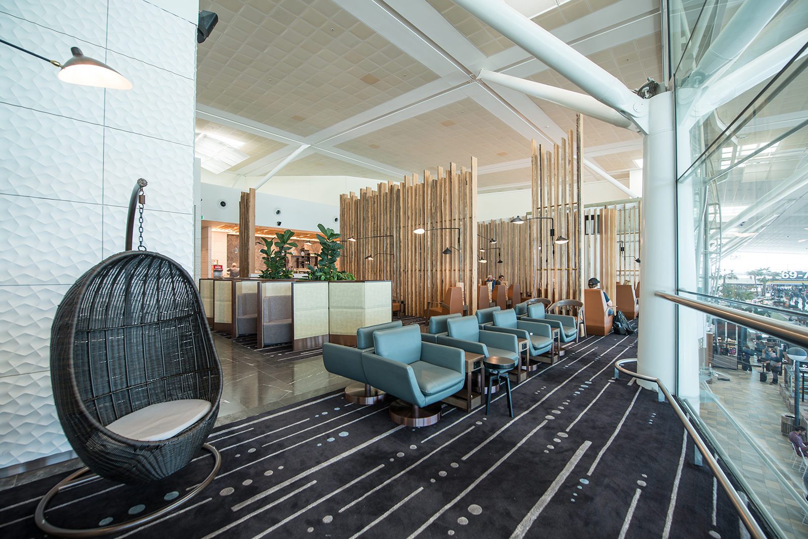 access-pass-inside-bne-s-international-terminal-lounges